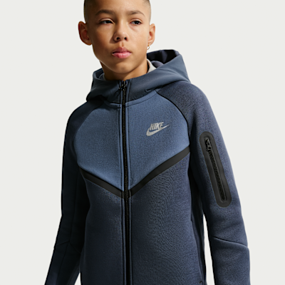Nike Sportswear Tech Fleece Older Kids' Full-Zip Hoodie. Nike SI